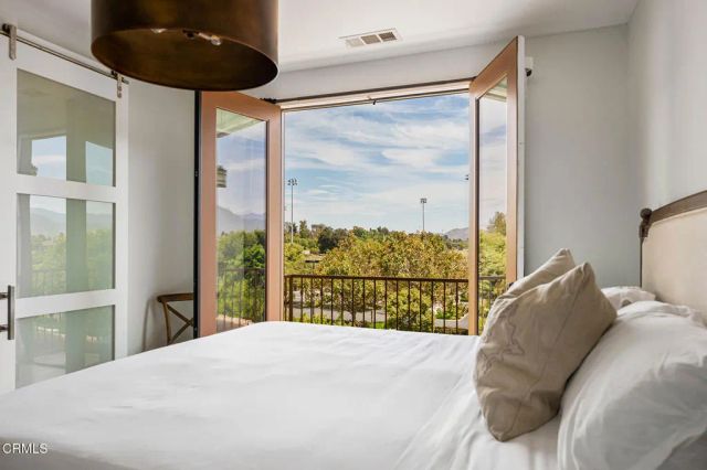 167 Westpark Court 102, Camarillo, CA 93012