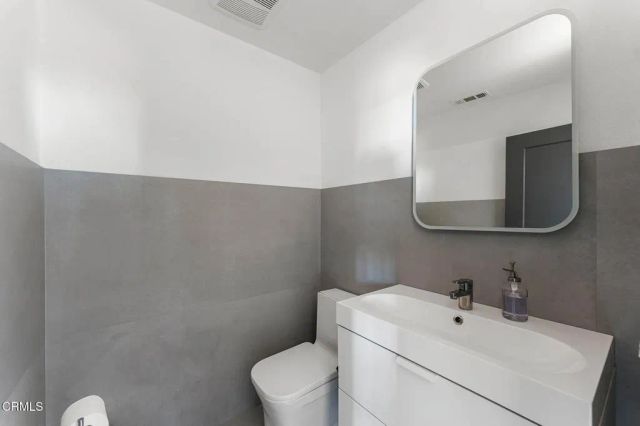 167 Westpark Court 102, Camarillo, CA 93012