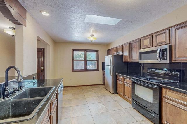 501 Calle De La Angel, Bernalillo, NM 87004