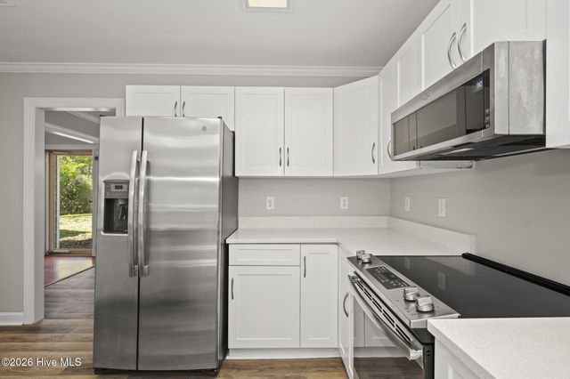 814 Lord Granville Drive, Morehead City, NC 28557