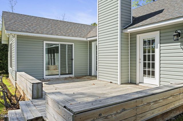 814 Lord Granville Drive, Morehead City, NC 28557