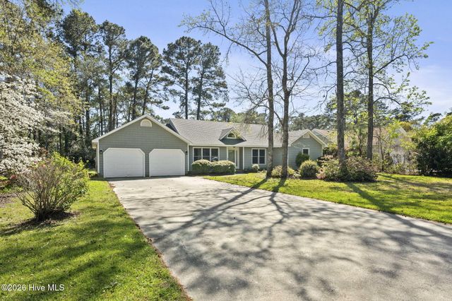 814 Lord Granville Drive, Morehead City, NC 28557