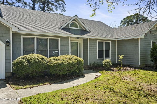 814 Lord Granville Drive, Morehead City, NC 28557