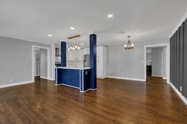 908 Solley Dr, Nashville, TN 37216