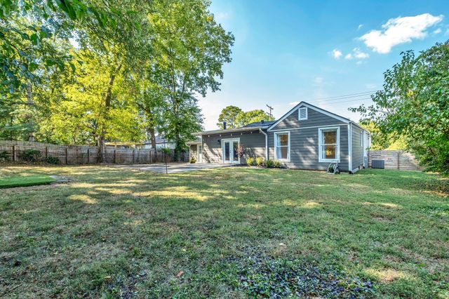 908 Solley Dr, Nashville, TN 37216