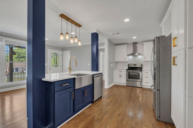 908 Solley Dr, Nashville, TN 37216