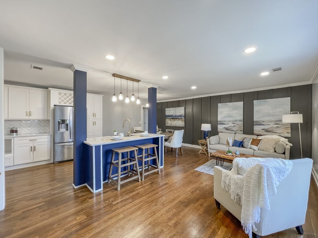 908 Solley Dr, Nashville, TN 37216