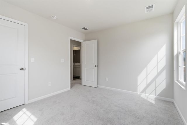 304 Meadow Gate Court, Fountain Inn, SC 29644