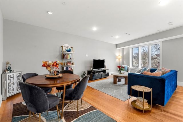 150 Hancock St 102, Quincy, MA 02171