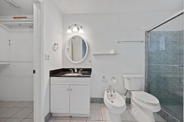 275 High Point Court D, Boynton Beach, FL 33435