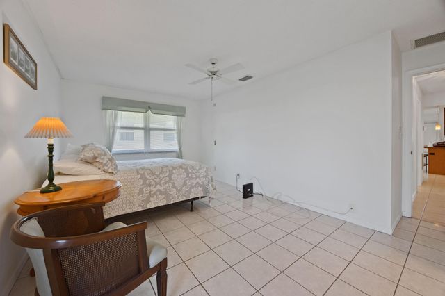 275 High Point Court D, Boynton Beach, FL 33435