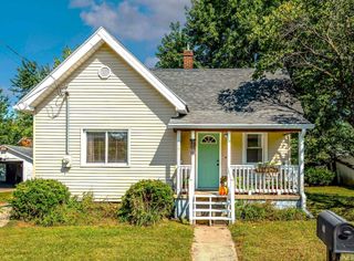 118 W South Street, Bloomfield, IN 47424