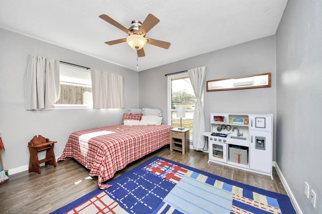 1307 Blue Willow Drive, Houston, TX 77042