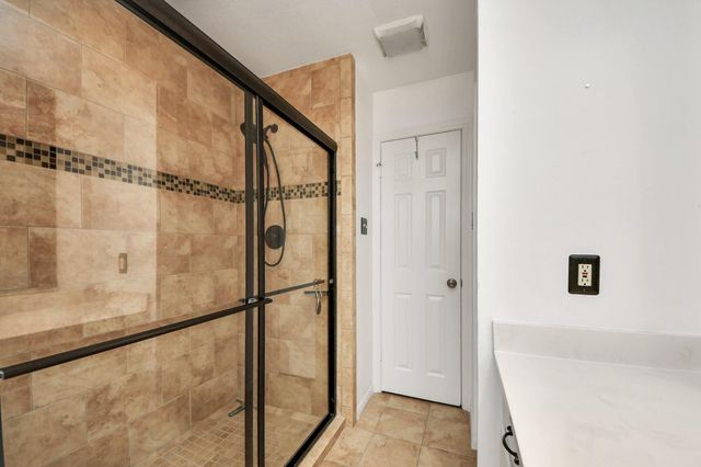 1307 Blue Willow Drive, Houston, TX 77042