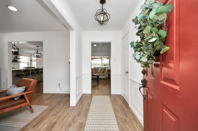 1307 Blue Willow Drive, Houston, TX 77042