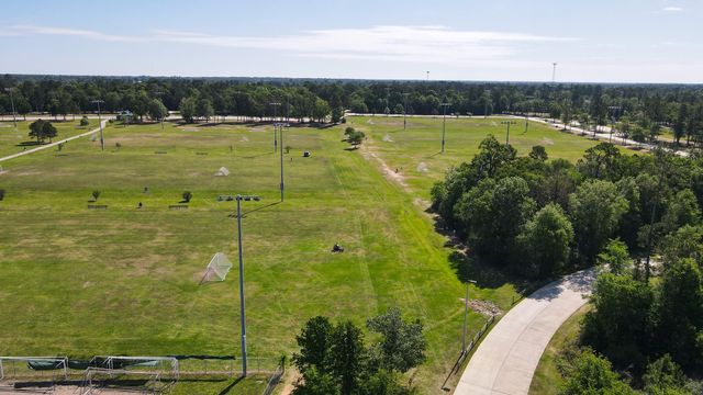 3057 Pampaneria Drive, Conroe, TX 77301