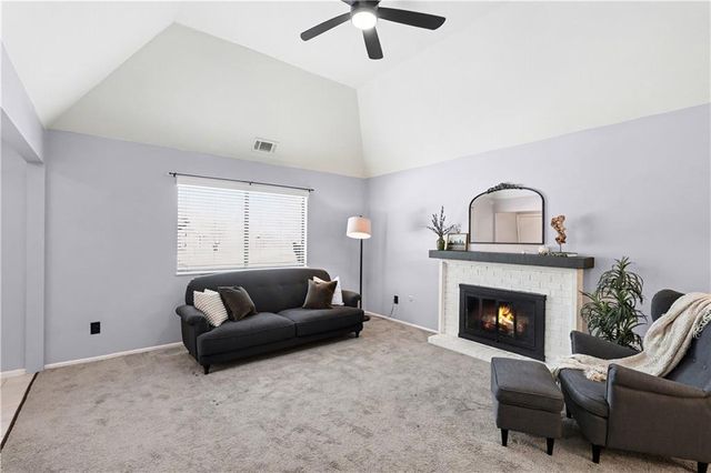 743 E 121st Terrace, Kansas City, MO 64146