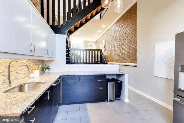 1238 LINDEN PL NE, Washington, DC 20002