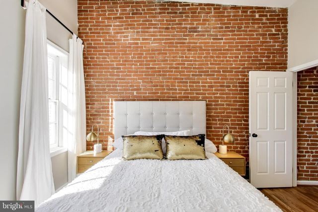 1238 LINDEN PL NE, Washington, DC 20002