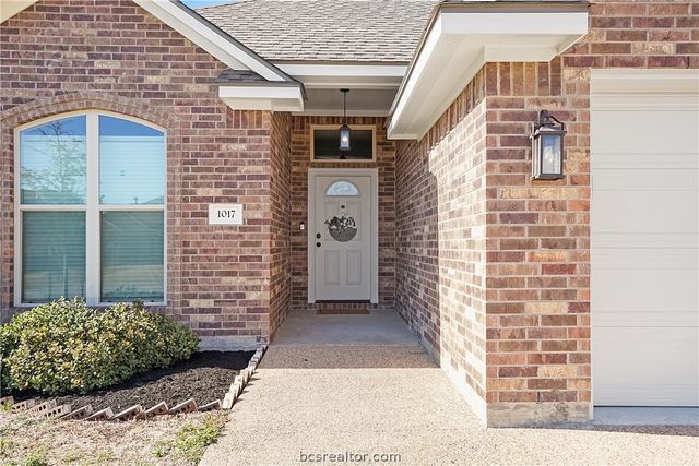 1017 Dove Chase Lane, College Station, TX 77845