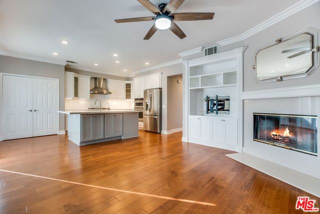 24040 Dandelion Lane, Valencia, CA 91354