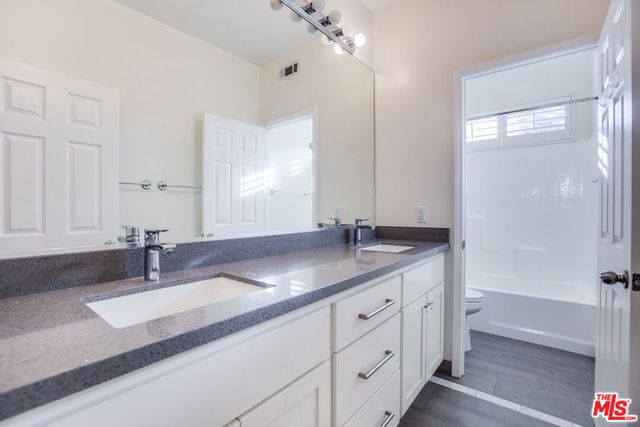 24040 Dandelion Lane, Valencia, CA 91354