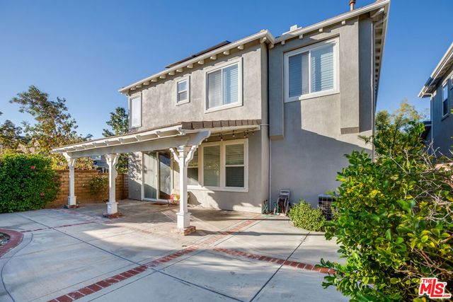 24040 Dandelion Lane, Valencia, CA 91354