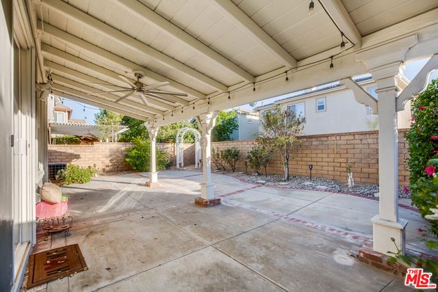24040 Dandelion Lane, Valencia, CA 91354