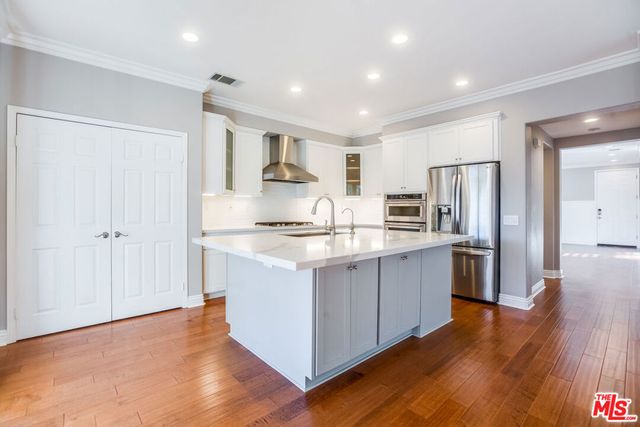 24040 Dandelion Lane, Valencia, CA 91354