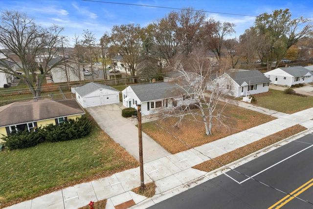 604 N Bird Street, Sun Prairie, WI 53590