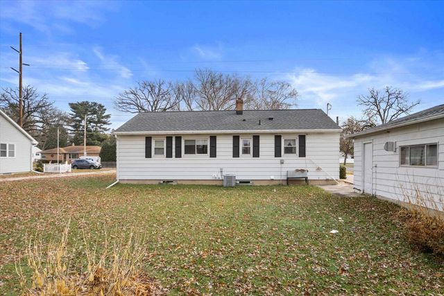 604 N Bird Street, Sun Prairie, WI 53590