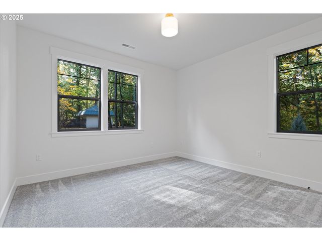 24508 E Bright Ave, Welches, OR 97067