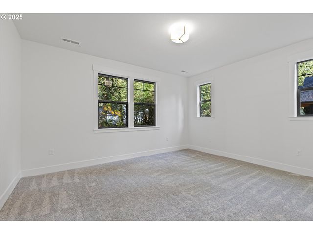 24508 E Bright Ave, Welches, OR 97067