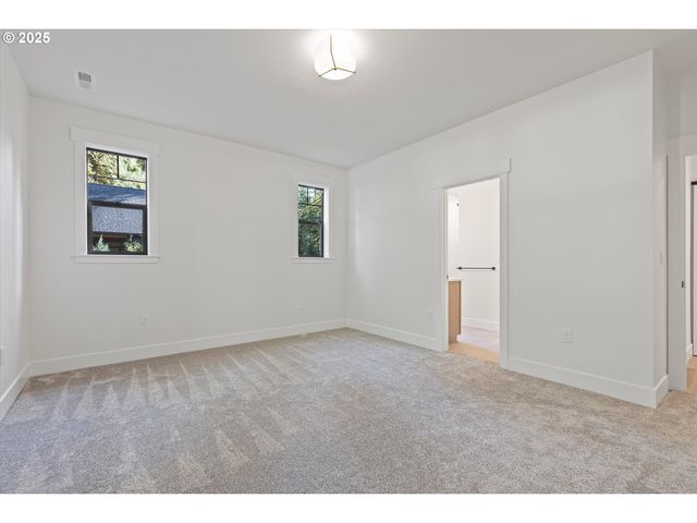 24508 E Bright Ave, Welches, OR 97067