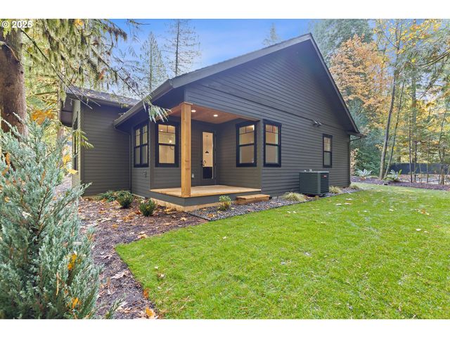 24508 E Bright Ave, Welches, OR 97067