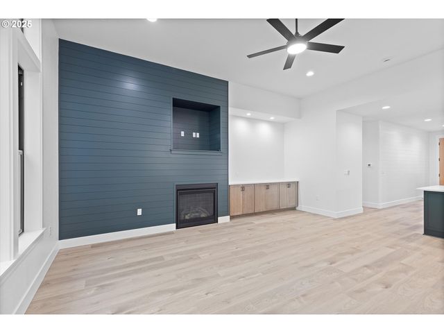 24508 E Bright Ave, Welches, OR 97067