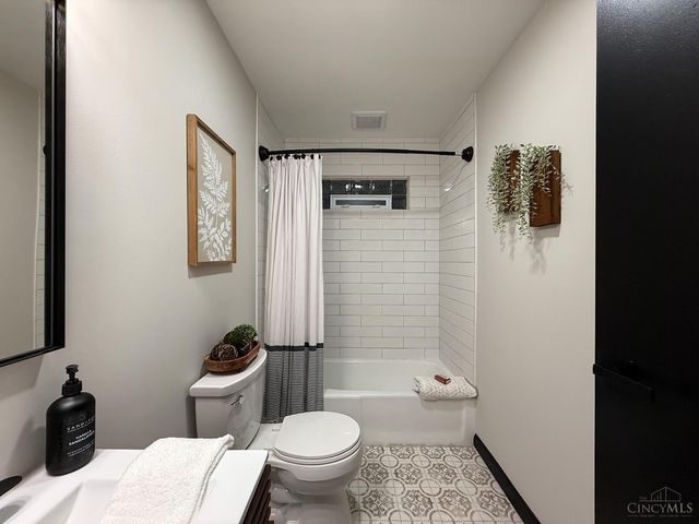 11131 Hanover Road, Forest Park, OH 45240