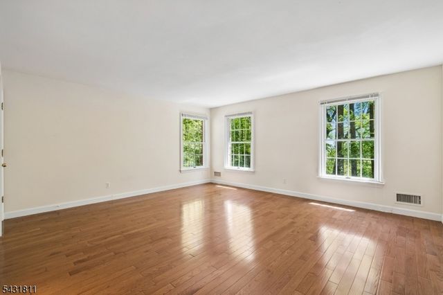 45 Jenks Hill Rd, Harding Twp., NJ 07960