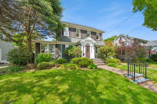 21 Bounty Street, Metuchen Boro, NJ 08840