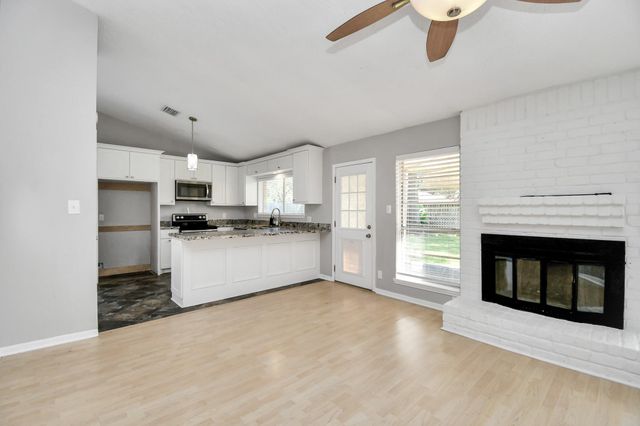 11506 Barwood Bend Drive, Houston, TX 77065