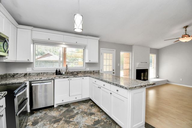 11506 Barwood Bend Drive, Houston, TX 77065