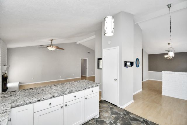 11506 Barwood Bend Drive, Houston, TX 77065