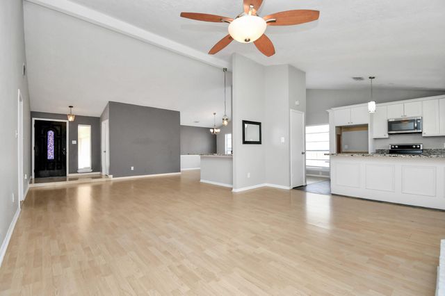 11506 Barwood Bend Drive, Houston, TX 77065