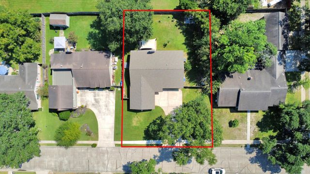 11506 Barwood Bend Drive, Houston, TX 77065