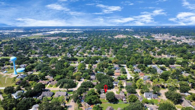 11506 Barwood Bend Drive, Houston, TX 77065