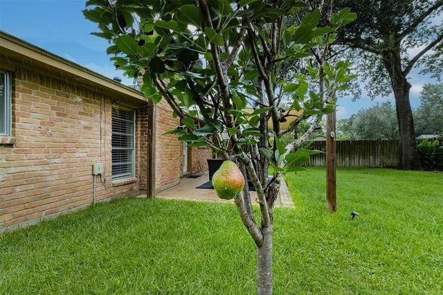 11506 Barwood Bend Drive, Houston, TX 77065