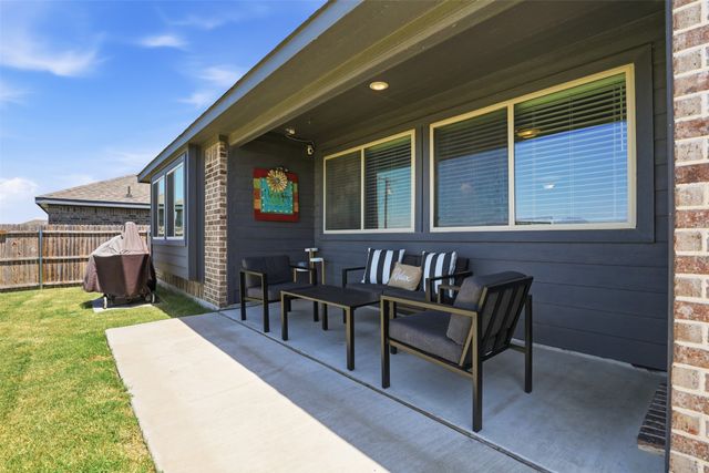 1032 Fairfax Drive, Godley, TX 76044