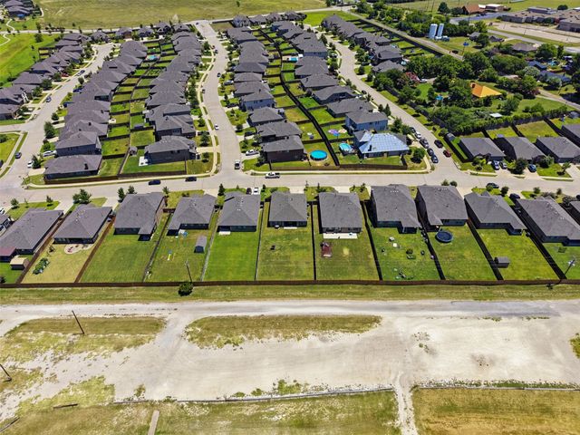 1032 Fairfax Drive, Godley, TX 76044