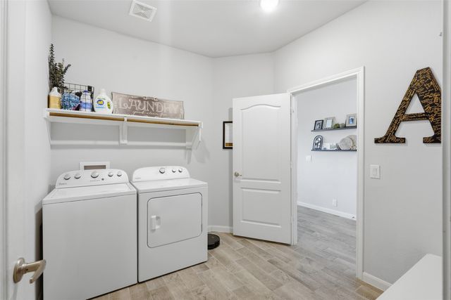 1032 Fairfax Drive, Godley, TX 76044