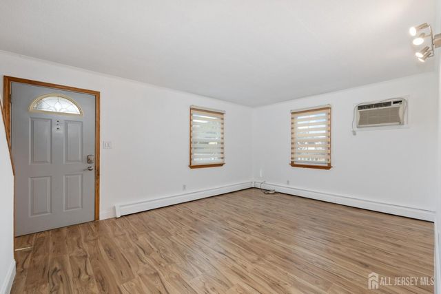 185 PLAINFIELD Avenue, Edison, NJ 08817